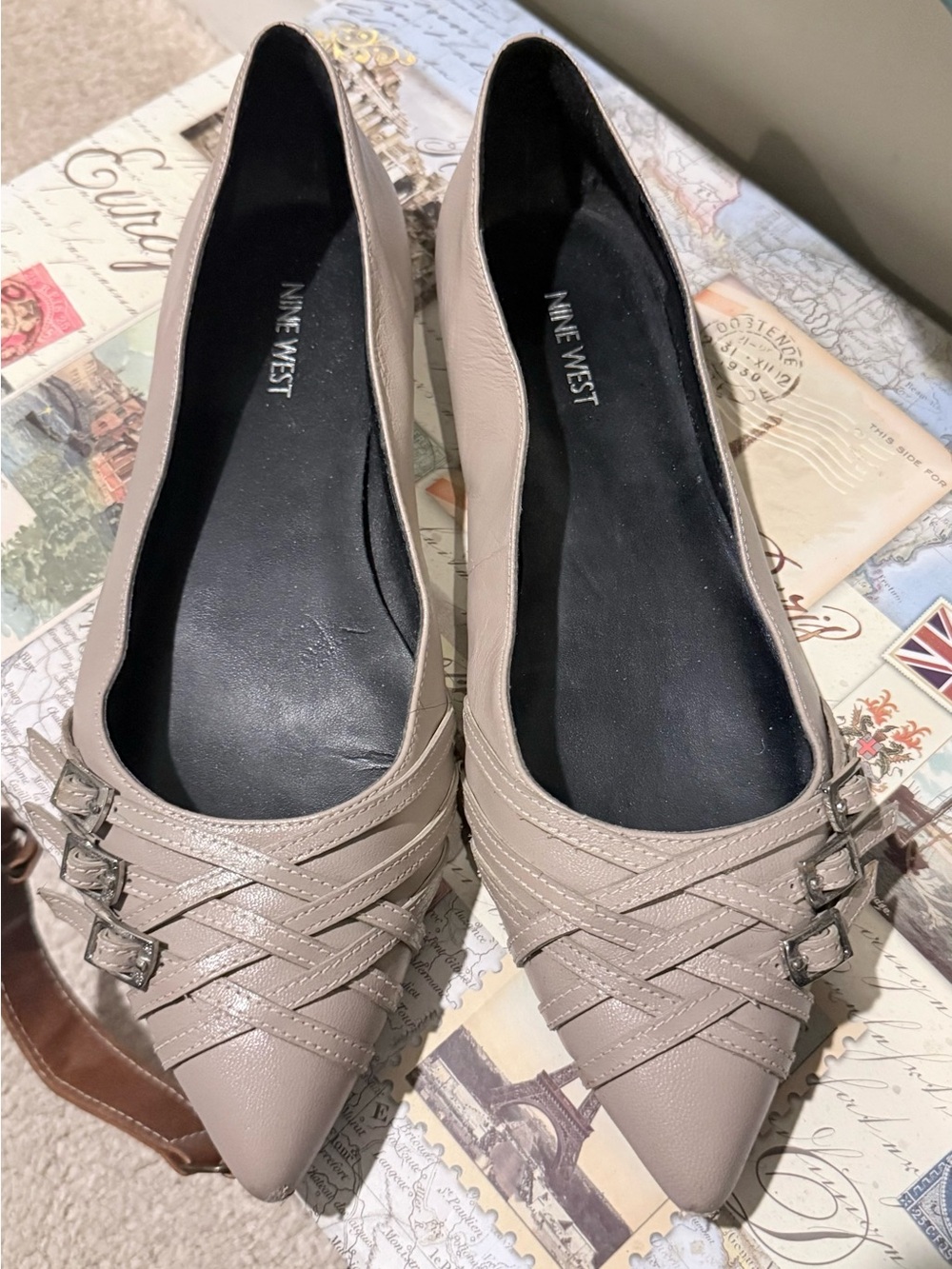 Nine West Women's Taupe Grey Pointed-Toe Flats